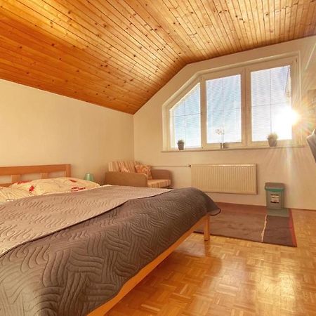 Relax Villa Tatry - Wifi/Tv, Bbq, Billiard Nová Lesná Exteriör bild