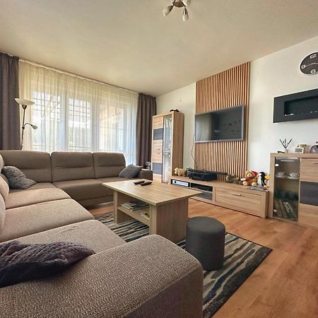 Relax Villa Tatry - Wifi/Tv, Bbq, Billiard Nová Lesná Exteriör bild